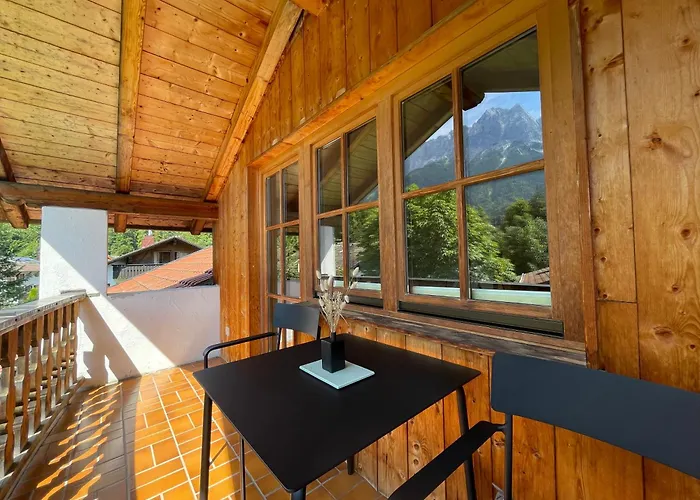 Design-studio Mit Zugspitzblick Apartmán *